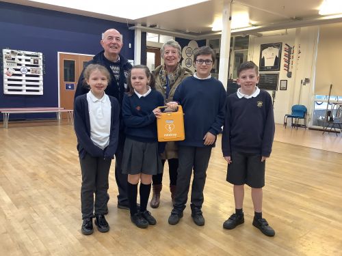 The presentation of a defibrillator to Tiger Primary School The presentation of a defibrillator to Tiger Primary School